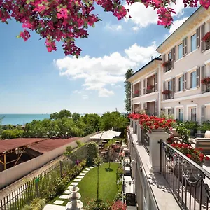 Mula 5*, Istanbul Turkey